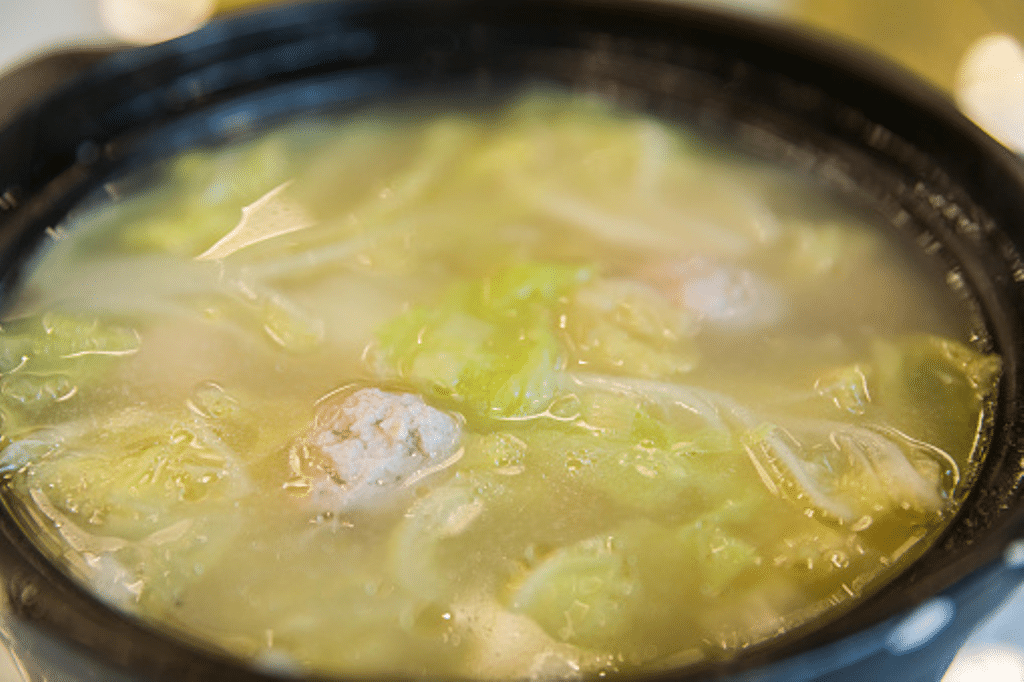 sopa de col, un lugar de elección en la dieta de la sopa